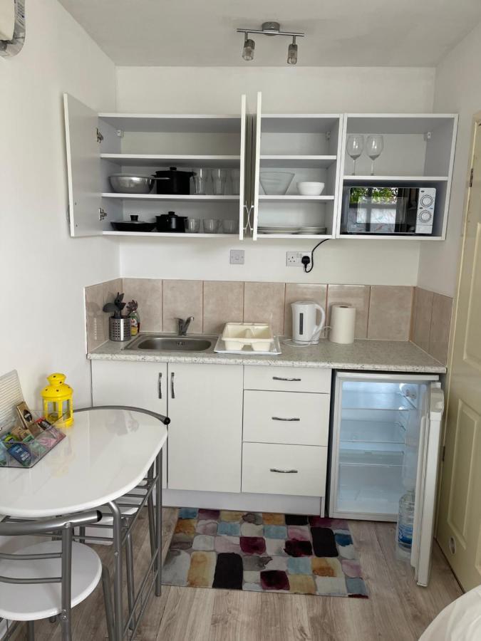 Appartement Studio Flat Fully Equipped à Croydon Extérieur photo